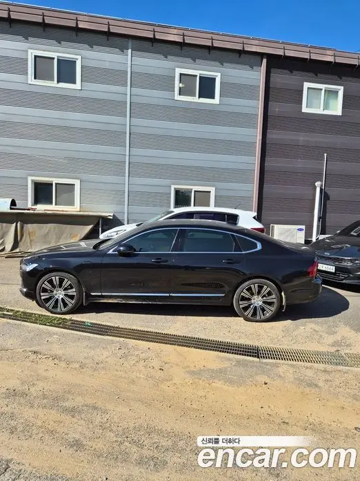 Volvo S90 2024 2.0 автомат (гидро), миниатюра 4