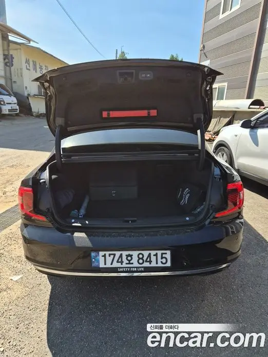 Volvo S90 2024 2.0 автомат (гидро), миниатюра 7