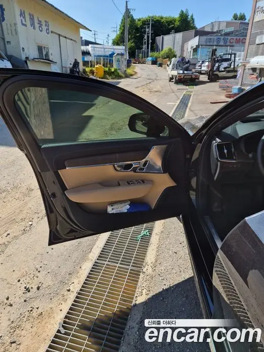 Volvo S90 2024 2.0 автомат (гидро), миниатюра 8