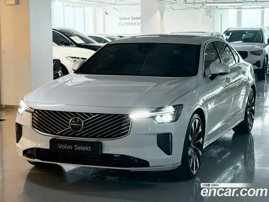 Volvo S90 2025 2.0 автомат (гидро), фото 1 Volvo S90 2025 2.0 автомат (гидро), фото 1