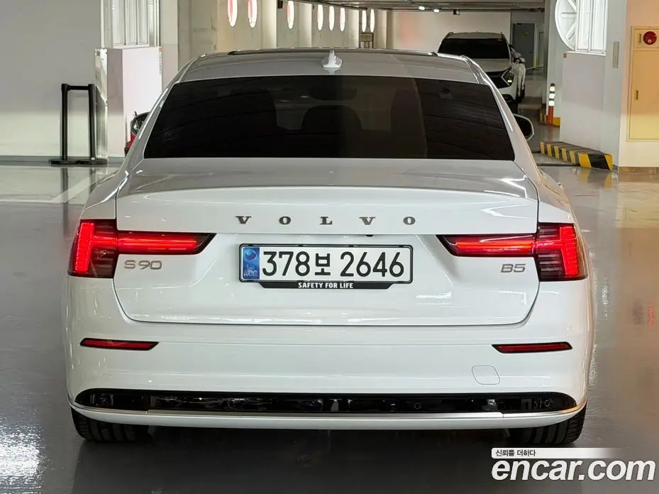 Volvo S90 2025 2.0 автомат (гидро), фото 4 Volvo S90 2025 2.0 автомат (гидро), фото 4