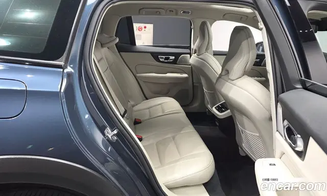 Volvo V60 2020 2.0 автомат (гидро), миниатюра 12