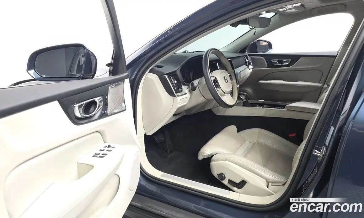 Volvo V60 2020 2.0 автомат (гидро), фото 10