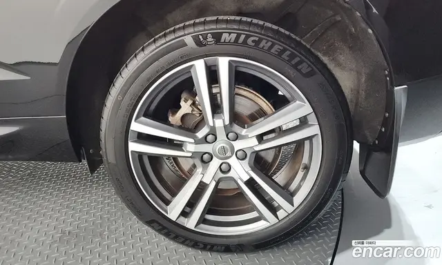 Volvo XC60 2020 2.0 автомат (гидро), миниатюра 7