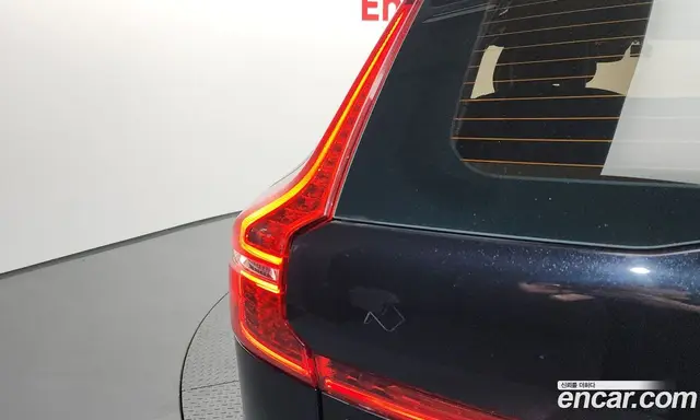 Volvo XC60 2020 2.0 автомат (гидро), миниатюра 9