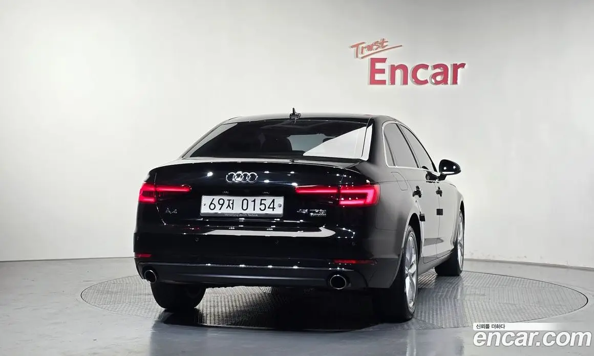Audi A4 2016 2.0 автомат (гидро), фото 4