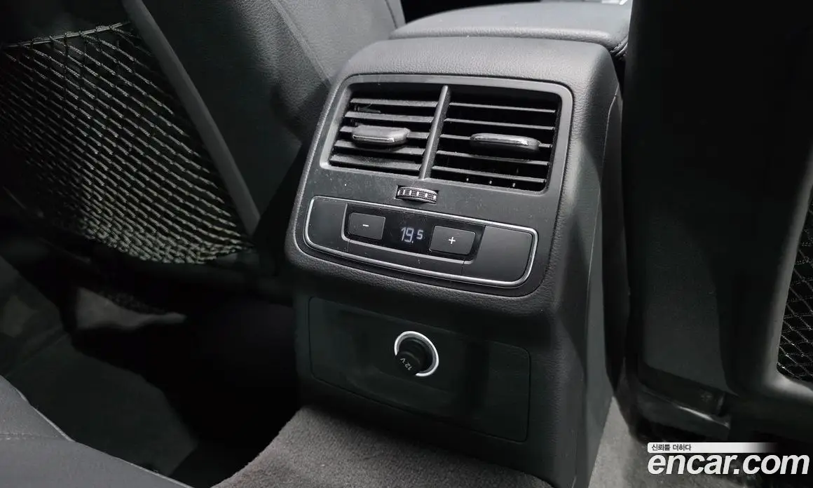 Audi A4 2018 2.0 автомат (гидро), фото 19