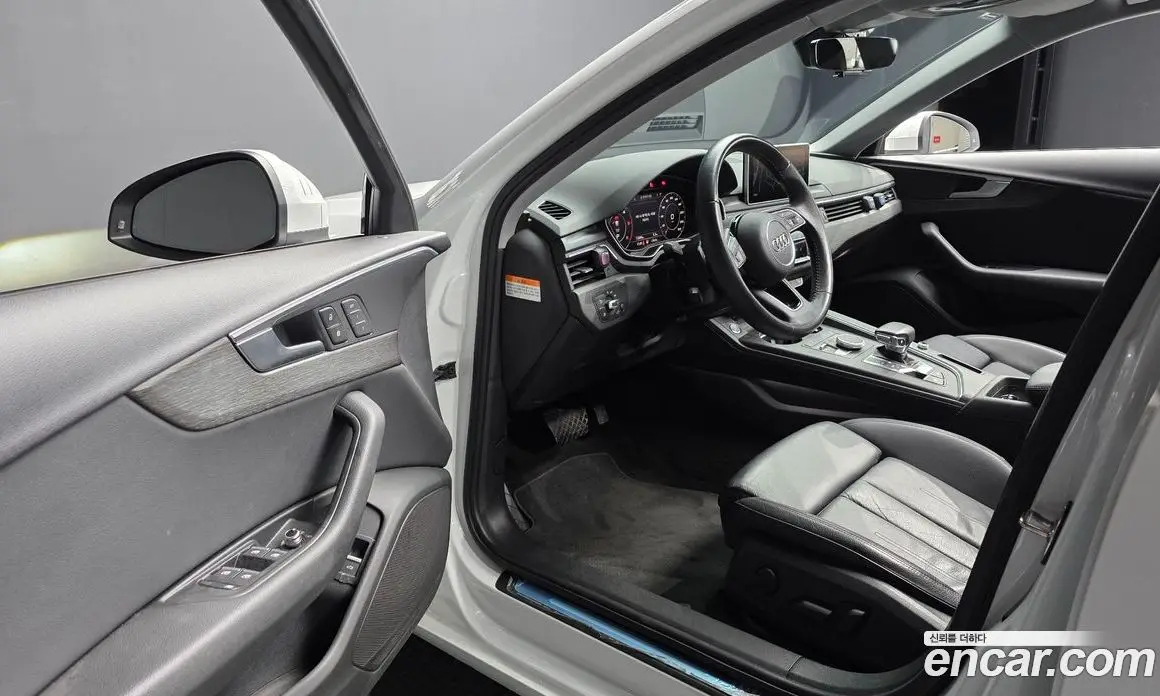 Audi A4 2018 2.0 автомат (гидро), фото 10