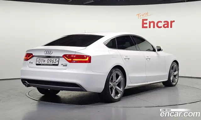 Audi A5 2016 2.0 автомат (гидро), миниатюра 2