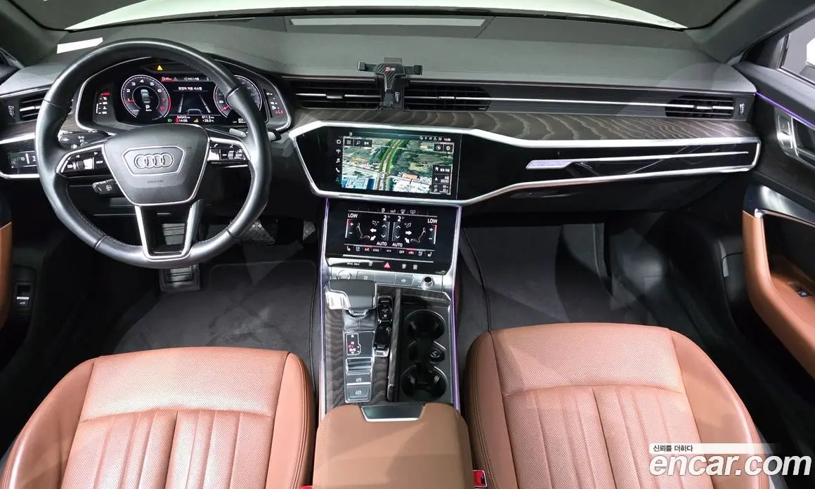 Audi A6 2020 2.0 автомат (гидро), фото 7