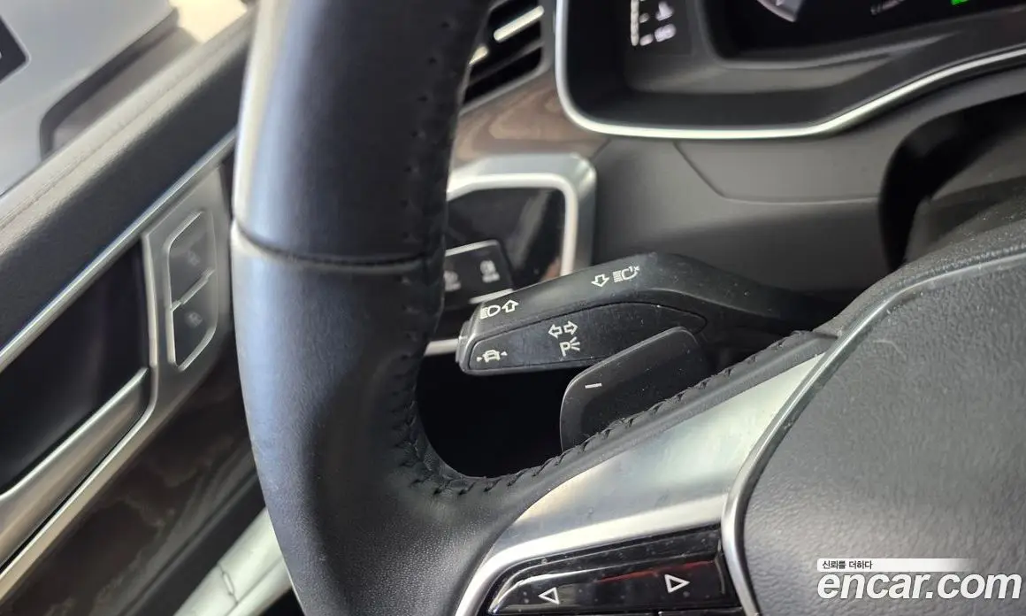 Audi A6 2020 2.0 автомат (гидро), фото 30