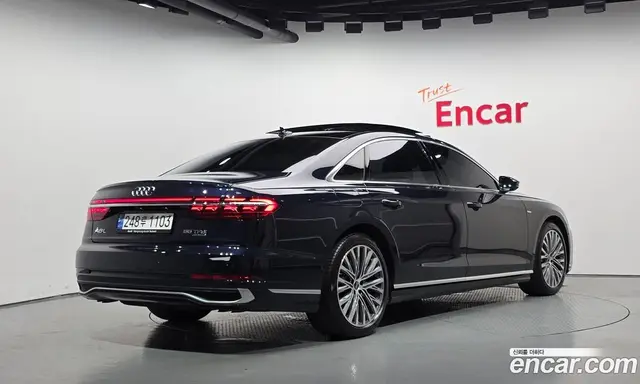 Audi A8 2023 3.0 автомат (гидро), миниатюра 2