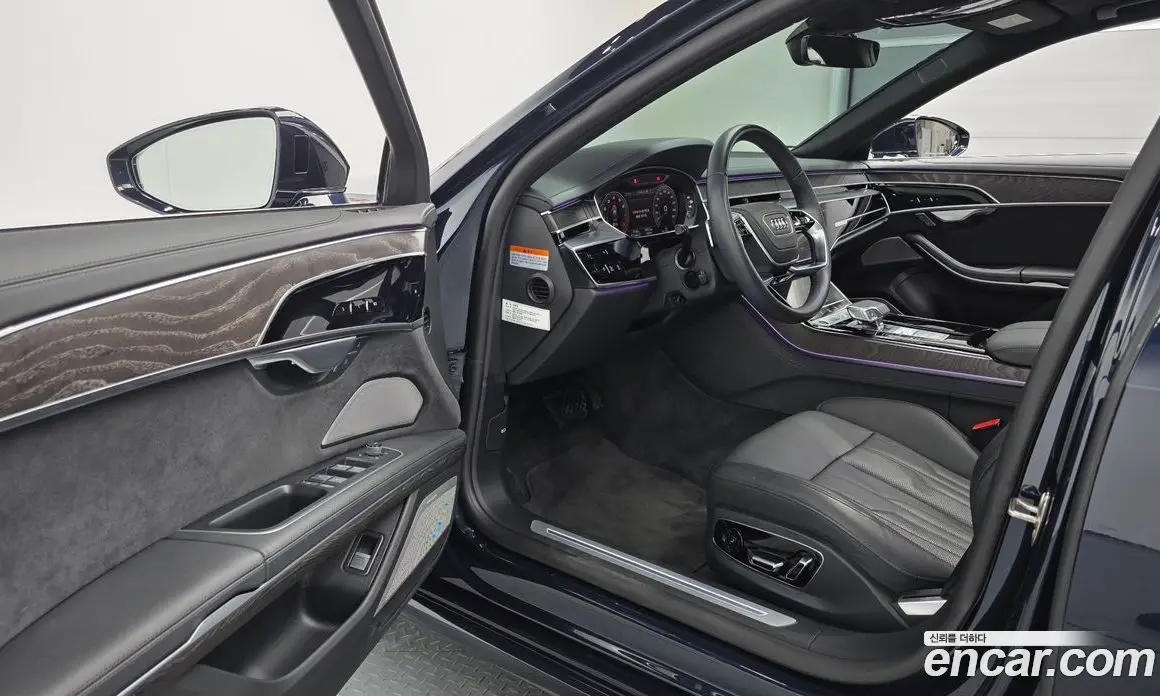 Audi A8 2023 3.0 автомат (гидро), фото 10
