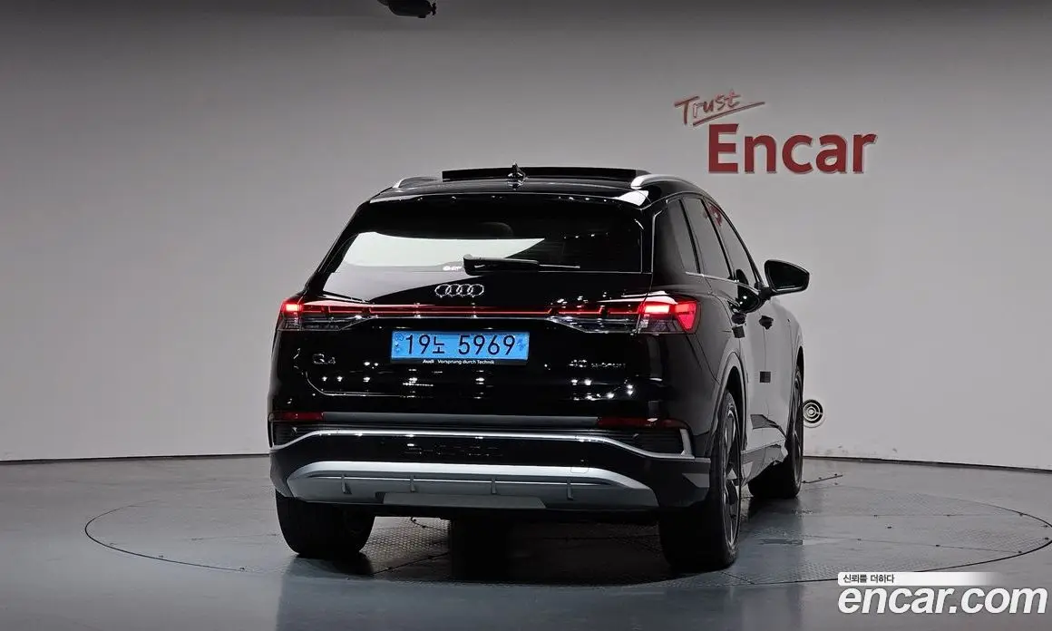 Audi Q4 e-tron 2023 0.2 автомат (гидро), фото 3