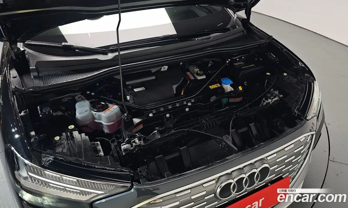 Audi Q4 e-tron 2023 0.2 автомат (гидро), фото 5