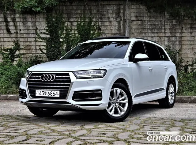 Audi Q7, 2016, 175 500 км