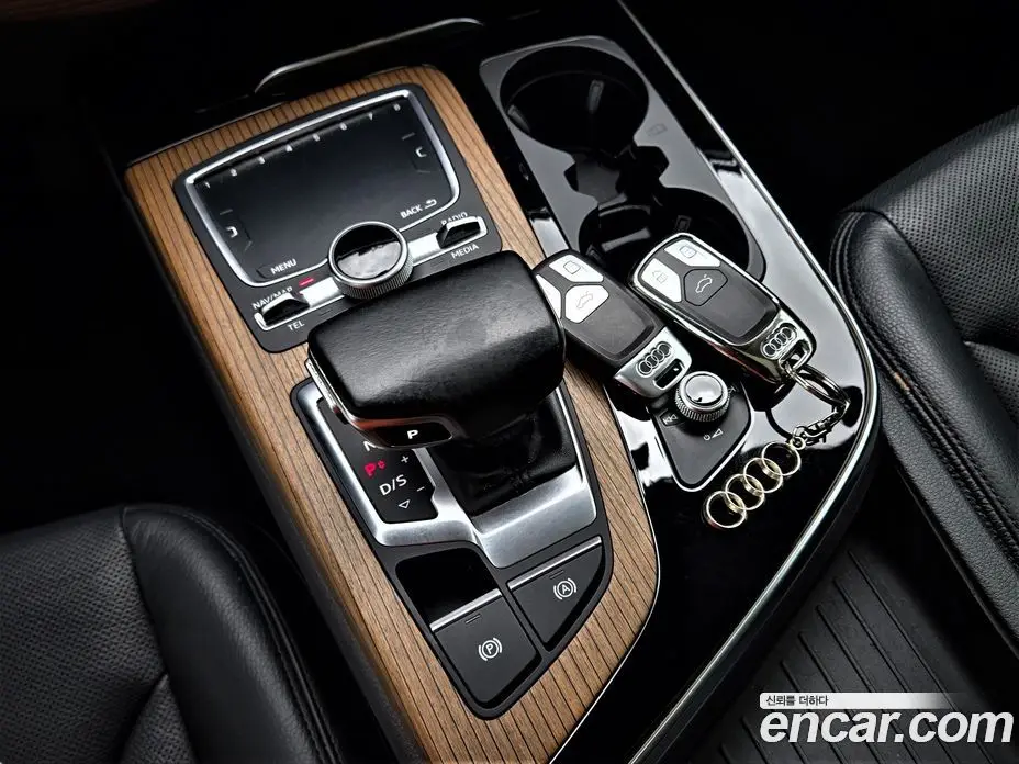 Audi Q7 2016 3.0 автомат (гидро), фото 9
