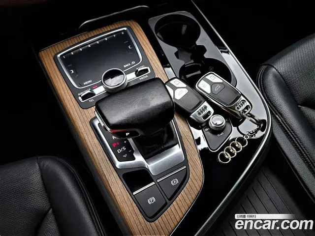 Audi Q7 2016 3.0 автомат (гидро), миниатюра 9
