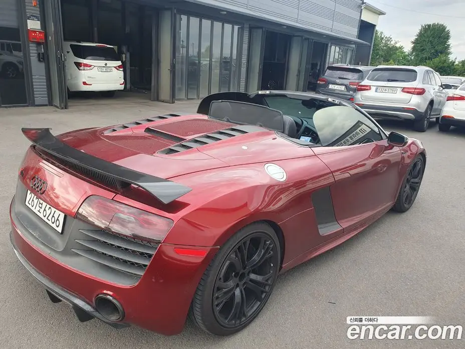 Audi R8 2013 5.2 автомат (гидро), фото 16