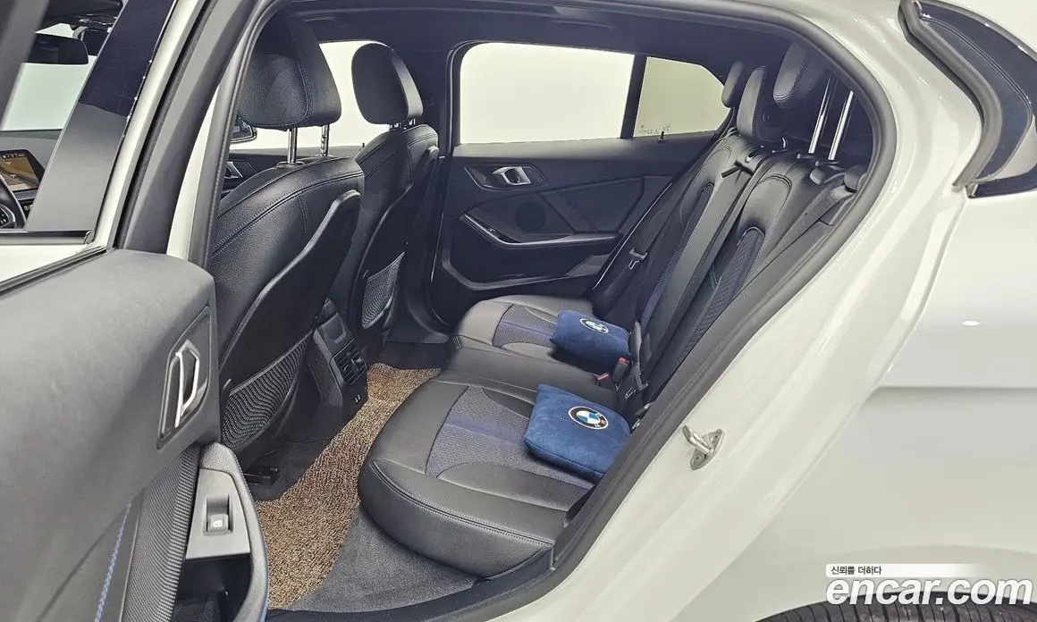 BMW 1 серия 2023 2.0 автомат (гидро), фото 11 BMW 1 серия 2023 2.0 автомат (гидро), фото 11