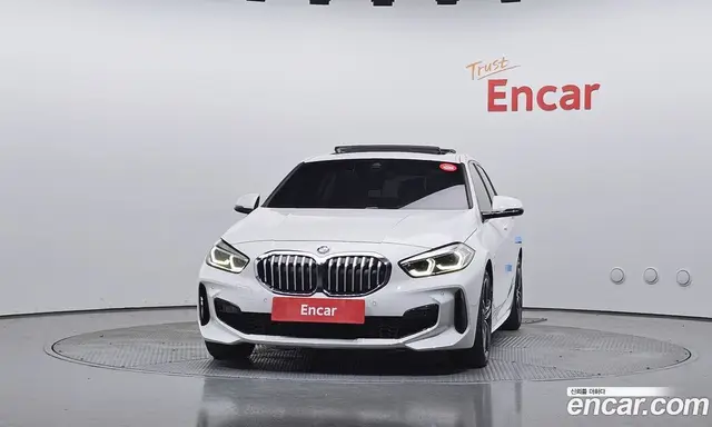 BMW 1 серия 2023 2.0 автомат (гидро), миниатюра 3 BMW 1 серия 2023 2.0 автомат (гидро), миниатюра 3