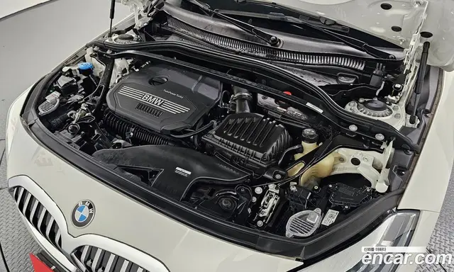 BMW 1 серия 2023 2.0 автомат (гидро), миниатюра 6 BMW 1 серия 2023 2.0 автомат (гидро), миниатюра 6