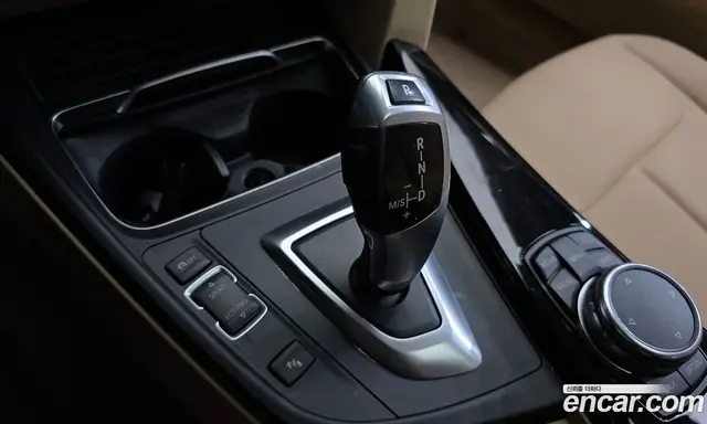 BMW 3 серия 2016 2.0 автомат (гидро), миниатюра 9