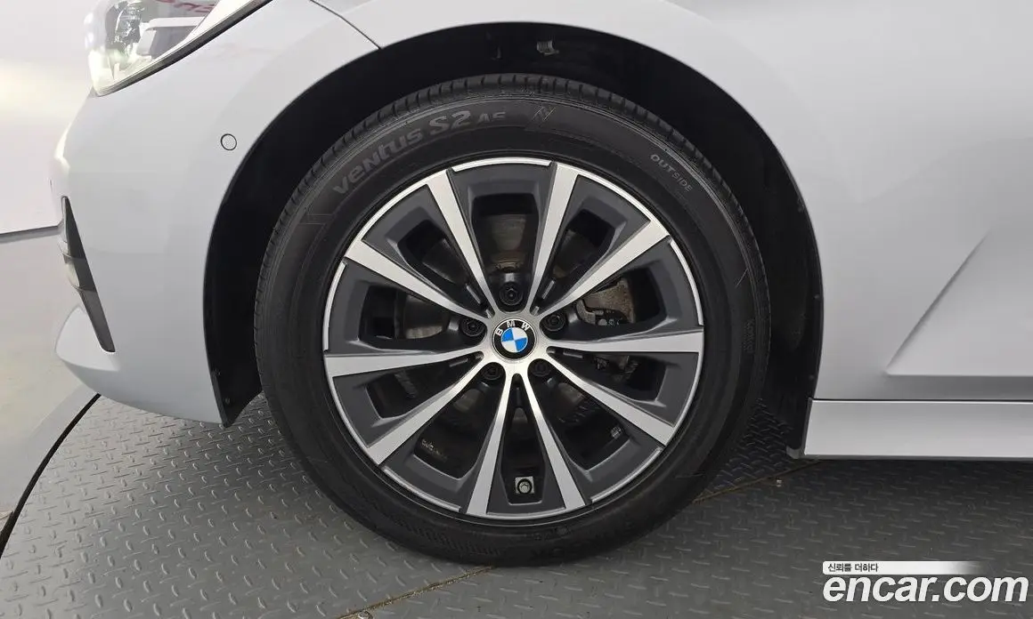 BMW 3 серия 2020 2.0 автомат (гидро), фото 5