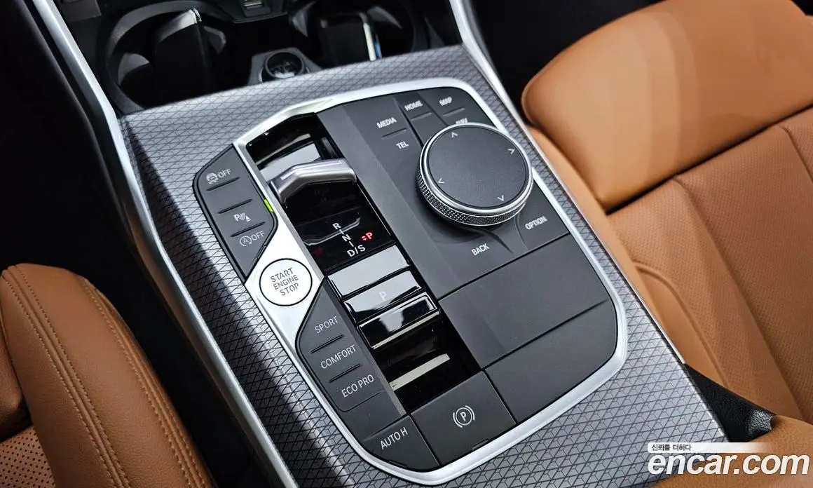 BMW 3 серия 2024 2.0 автомат (гидро), фото 12 BMW 3 серия 2024 2.0 автомат (гидро), фото 12