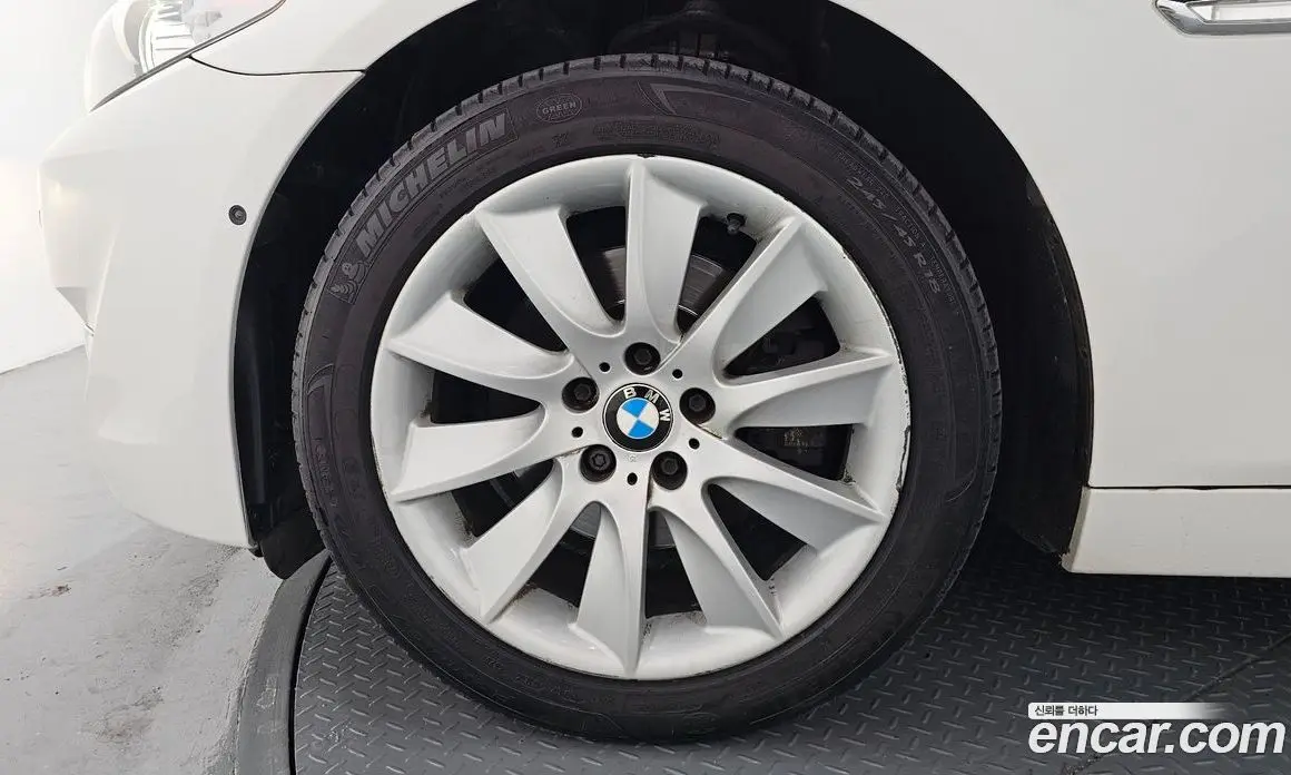 BMW 5 серия 2012 2.0 автомат (гидро), фото 5