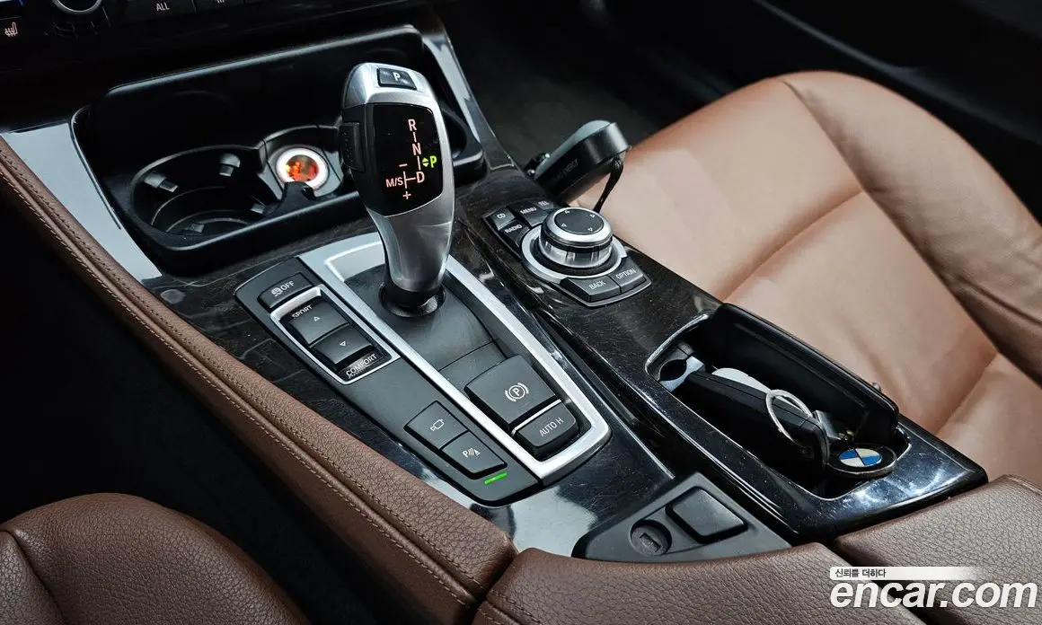 BMW 5 серия 2012 2.0 автомат (гидро), фото 9