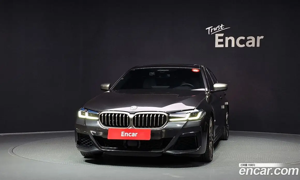 BMW 5 серия 2022 4.4 автомат (гидро), фото 3