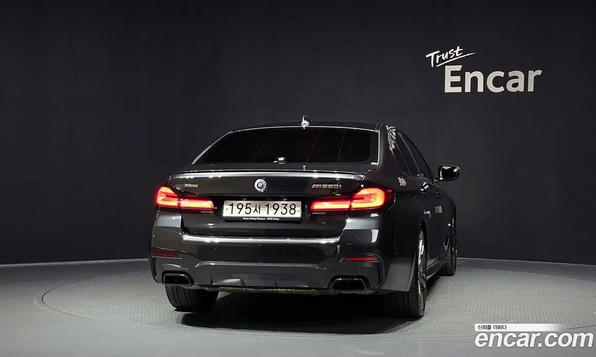 BMW 5 серия 2022 4.4 автомат (гидро), фото 4