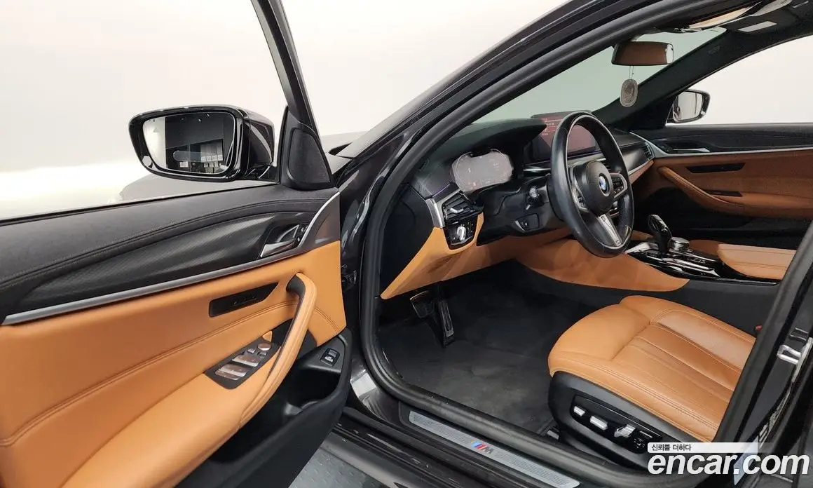 BMW 5 серия 2023 2.0 автомат (гидро), фото 13