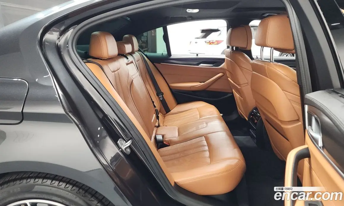 BMW 5 серия 2023 2.0 автомат (гидро), фото 17