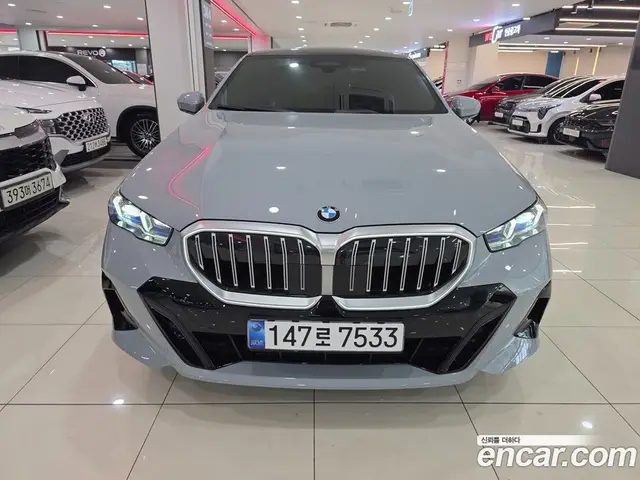 BMW 5 серия 2025 2.0 автомат (гидро), миниатюра 3