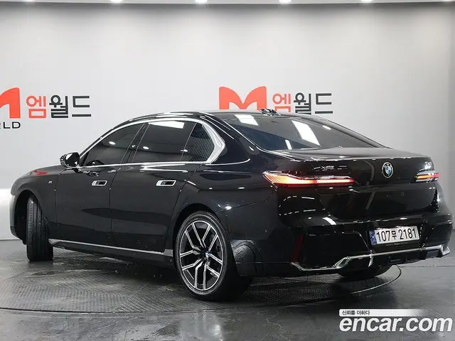BMW 7 серия 2024 3.0 автомат (гидро), миниатюра 4