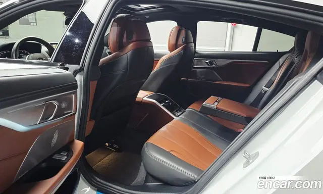 BMW 8 серия 2024 4.4 автомат (гидро), миниатюра 11