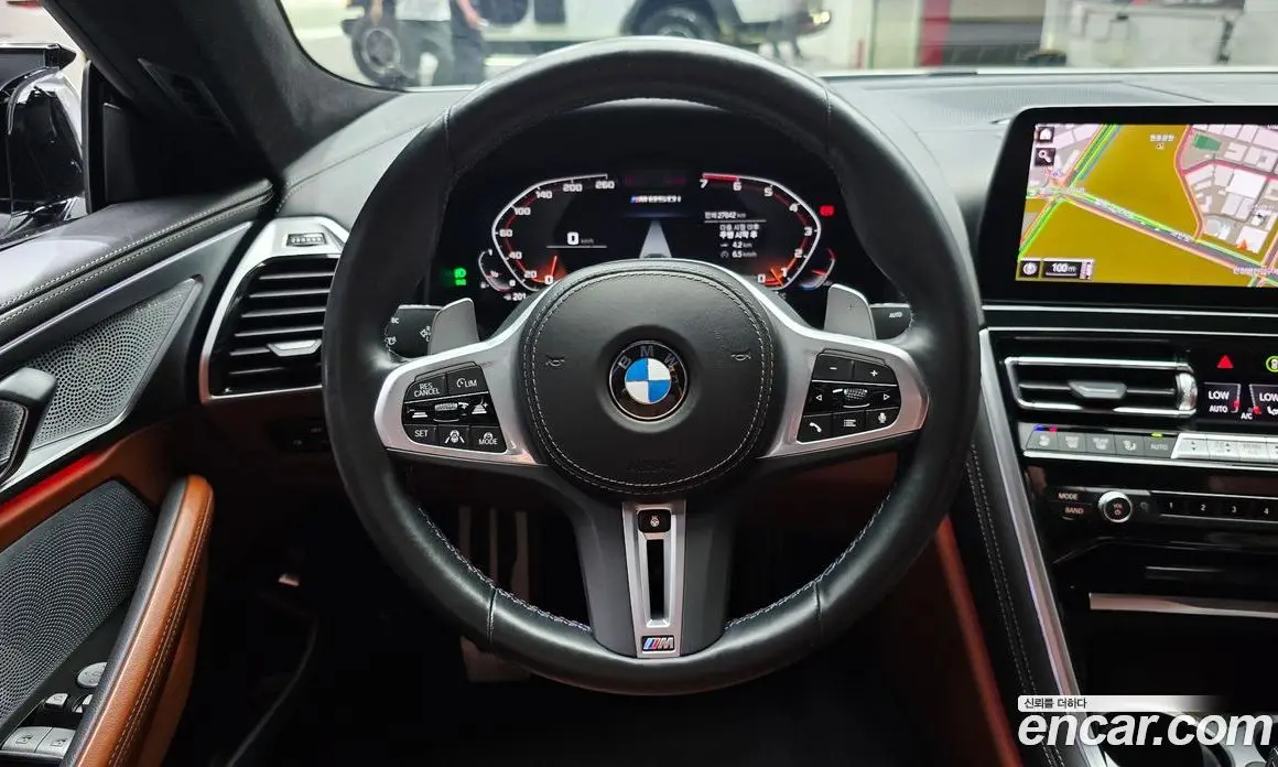 BMW 8 серия 2024 4.4 автомат (гидро), фото 13
