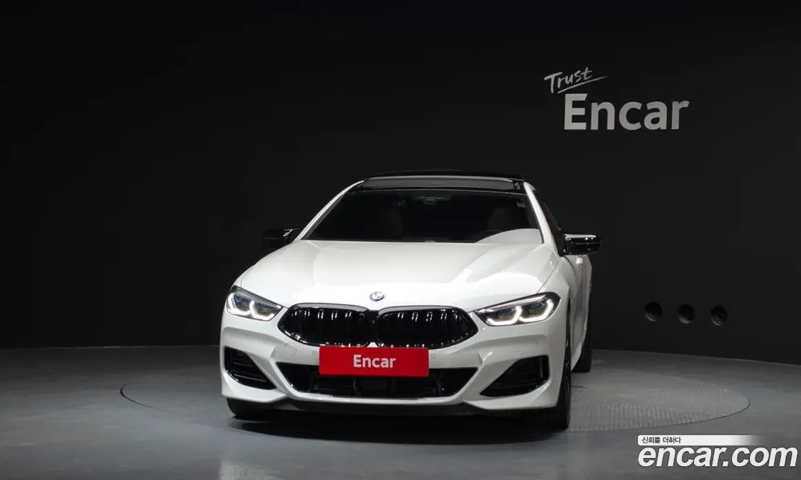 BMW 8 серия 2024 4.4 автомат (гидро), фото 3