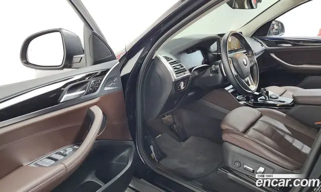 BMW X4 2022 2.0 автомат (гидро), миниатюра 10