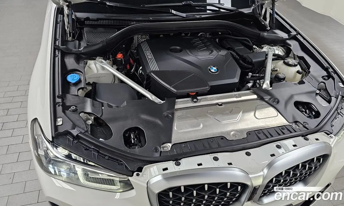 BMW X4 2024 2.0 автомат (гидро), фото 6