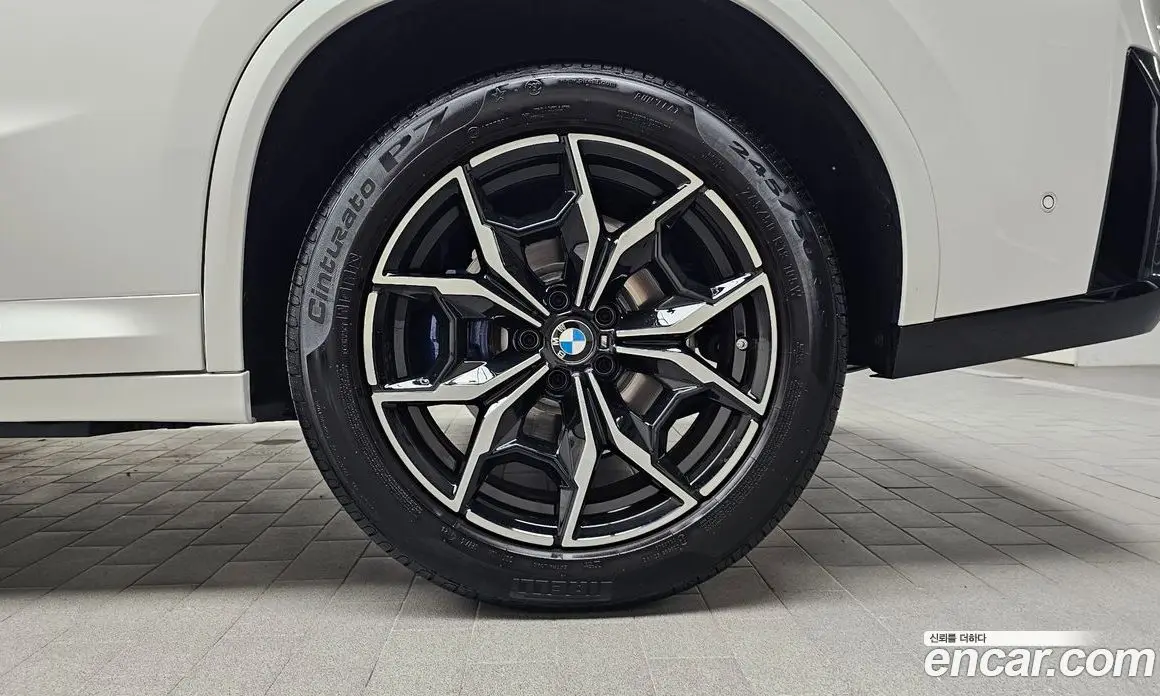 BMW X4 2024 2.0 автомат (гидро), фото 7