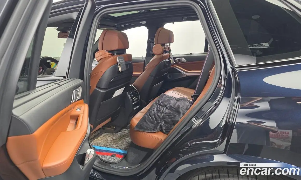 BMW X5 2023 4.4 автомат (гидро), фото 11