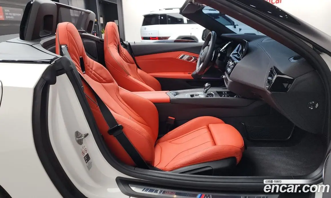 BMW Z4 2024 2.0 автомат (гидро), фото 16