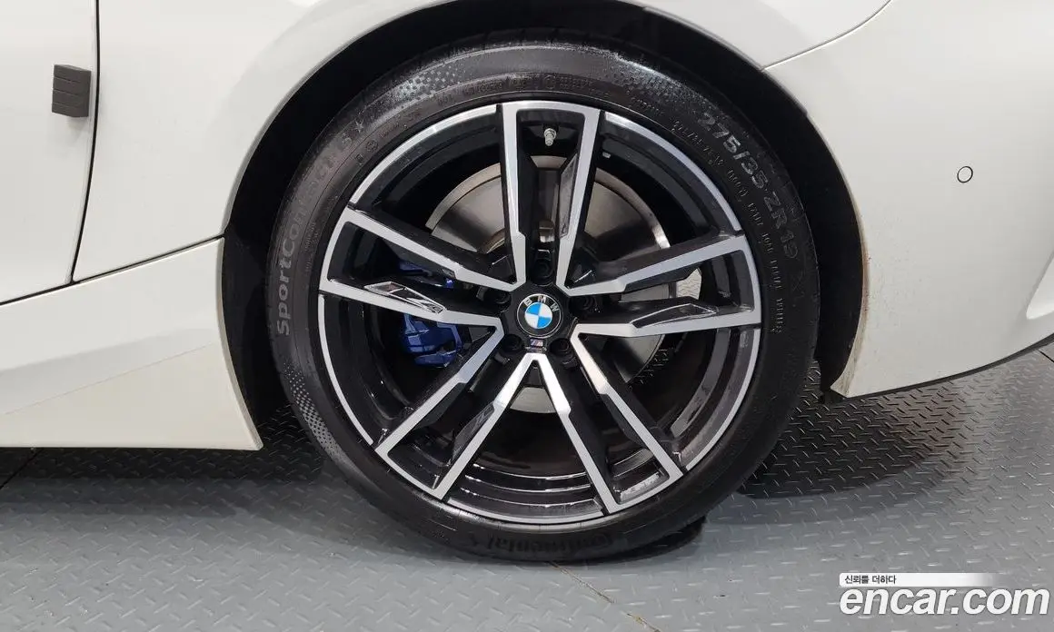 BMW Z4 2024 2.0 автомат (гидро), фото 7
