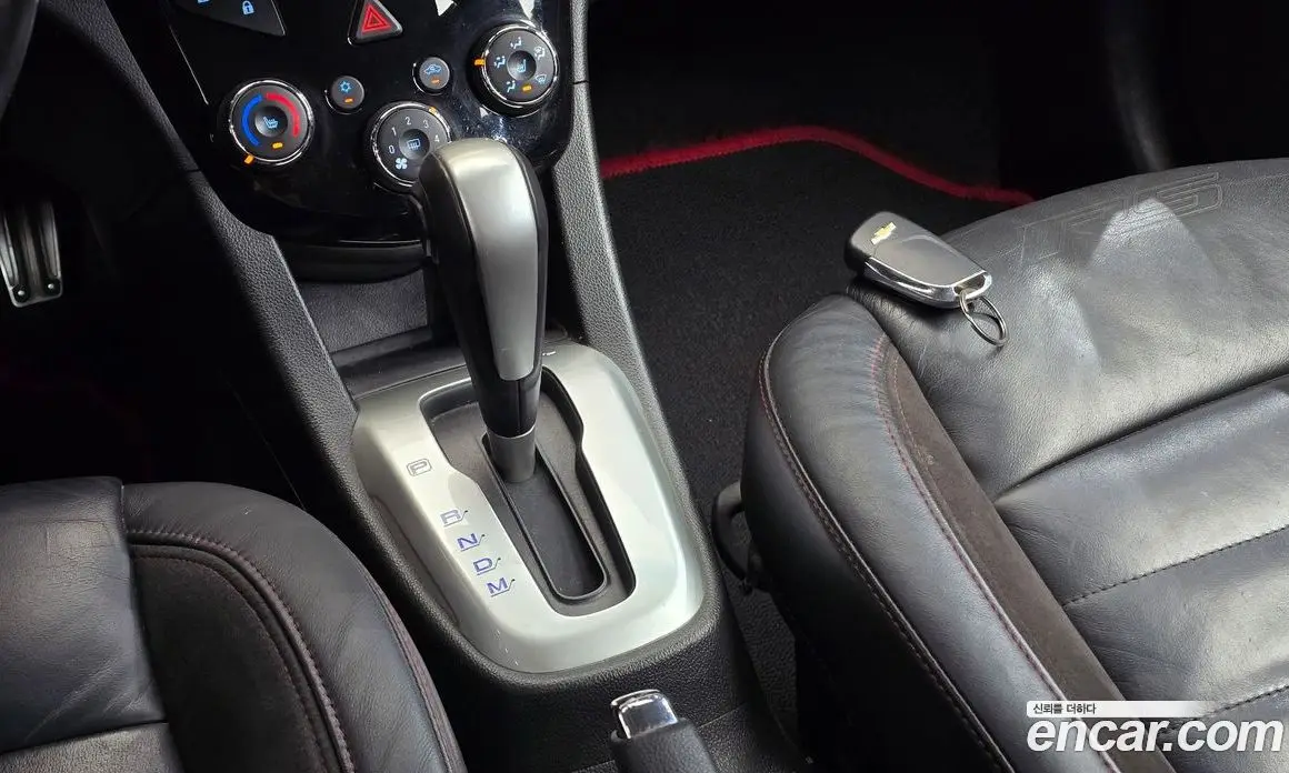 Chevrolet Aveo 2014 1.4 автомат (гидро), фото 9