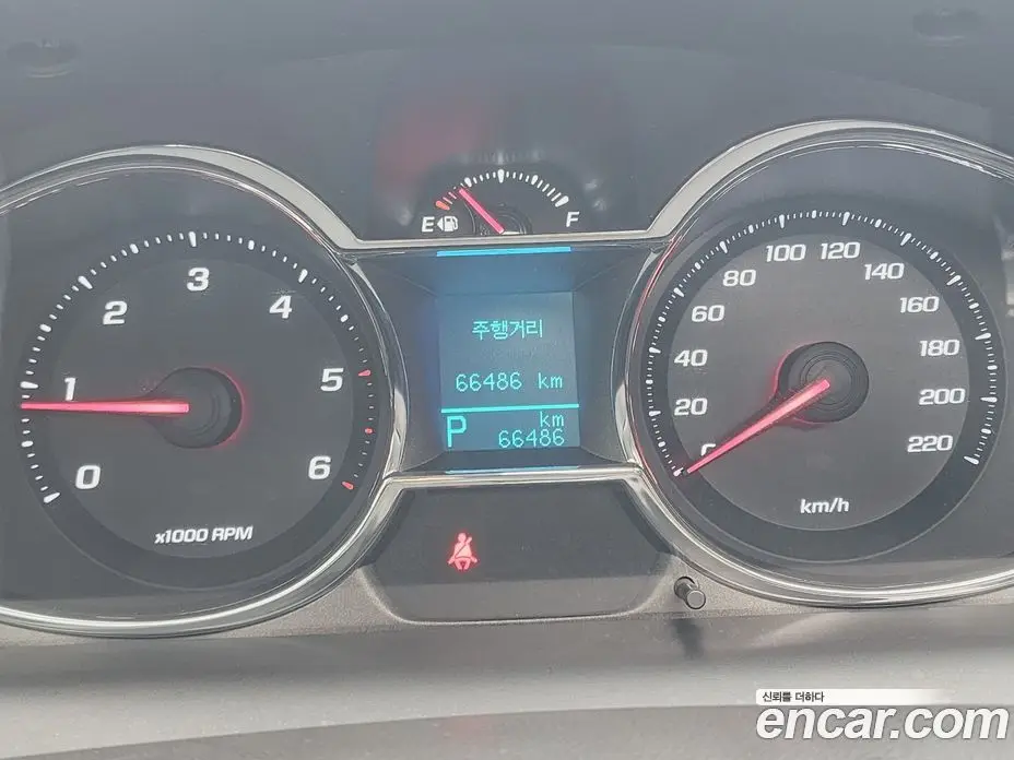Chevrolet Captiva 2015 2.2 автомат (гидро), фото 6