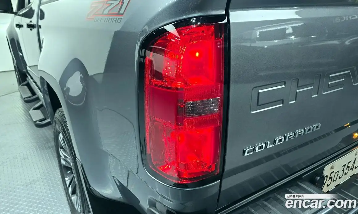 Chevrolet Colorado 2021 3.6 автомат (гидро), фото 9