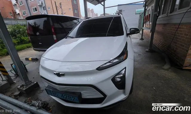 Chevrolet 볼트 EUV 2022 1.5 автомат (гидро), миниатюра 3